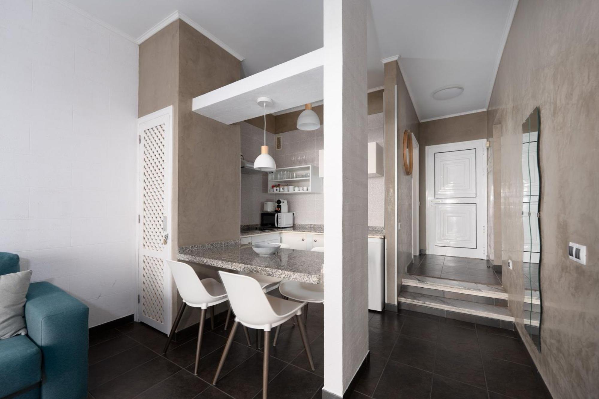 Apartment Clara Fanabe Адехе Экстерьер фото